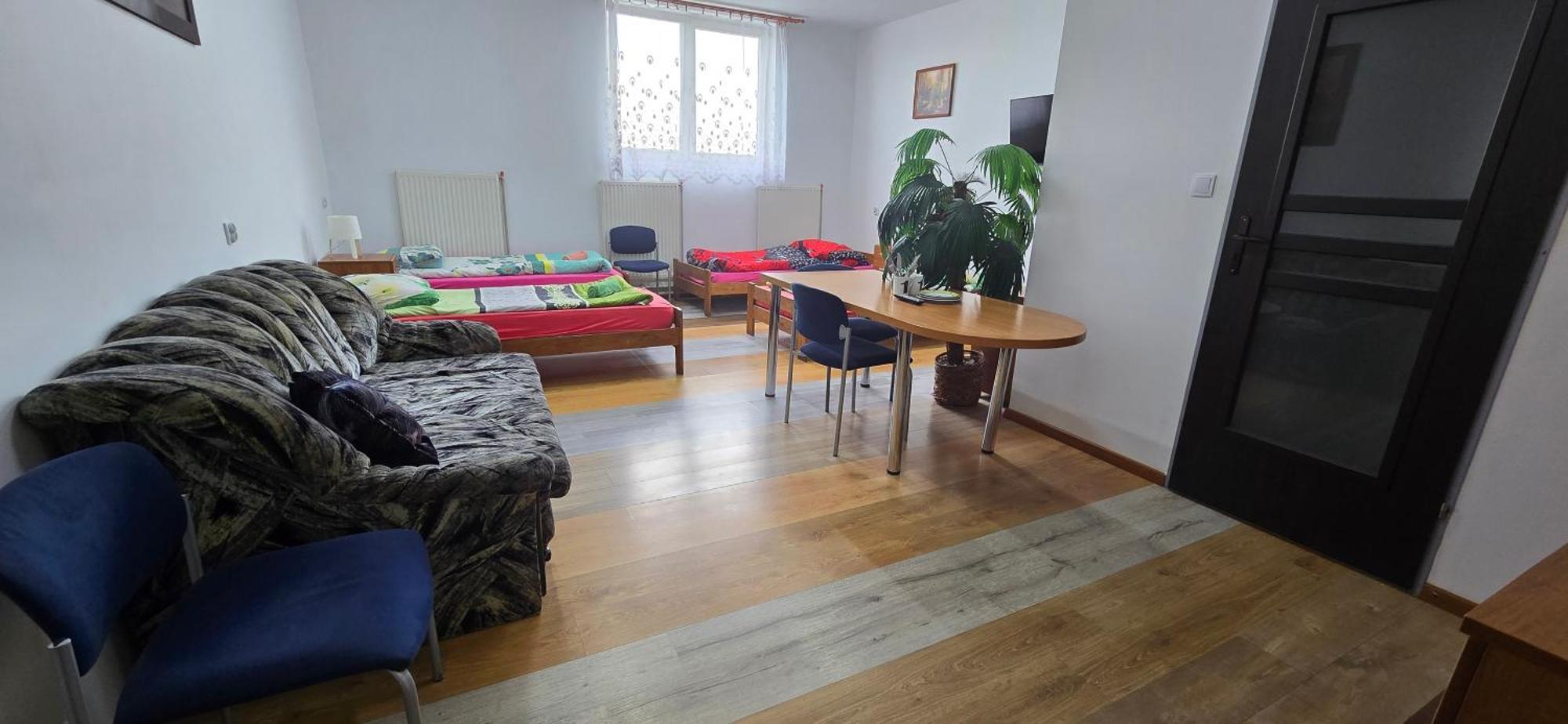 Hotel Dworek Wroclaw Ngoại thất bức ảnh