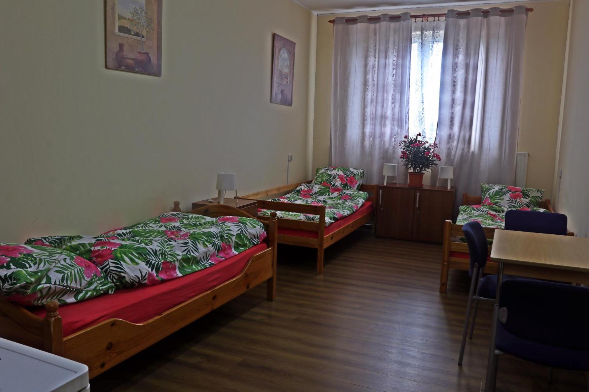 Hotel Dworek Wroclaw Ngoại thất bức ảnh