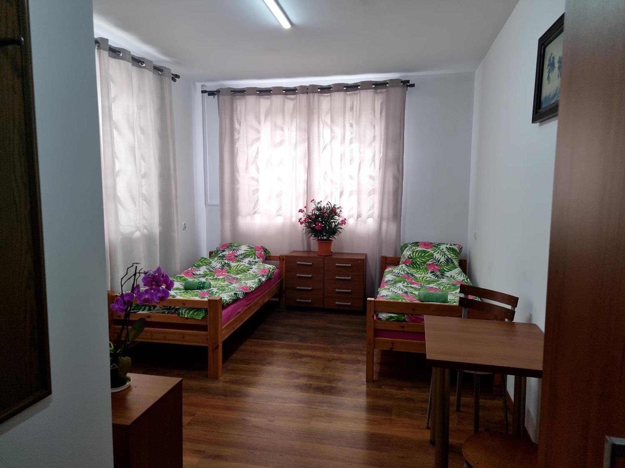 Hotel Dworek Wroclaw Ngoại thất bức ảnh